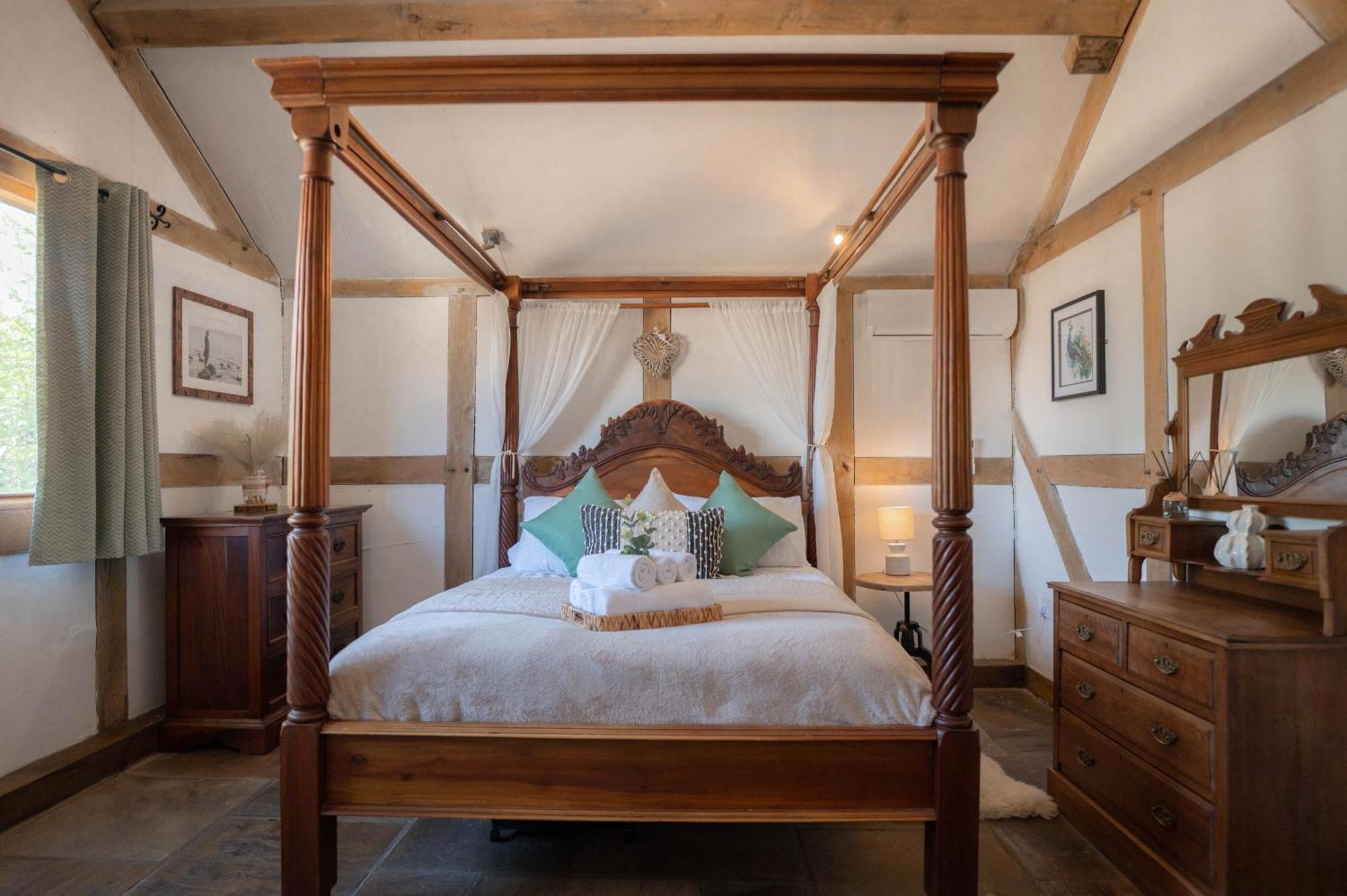 Barnacre - Eco-friendly Cosy Moreton (Merseyside)