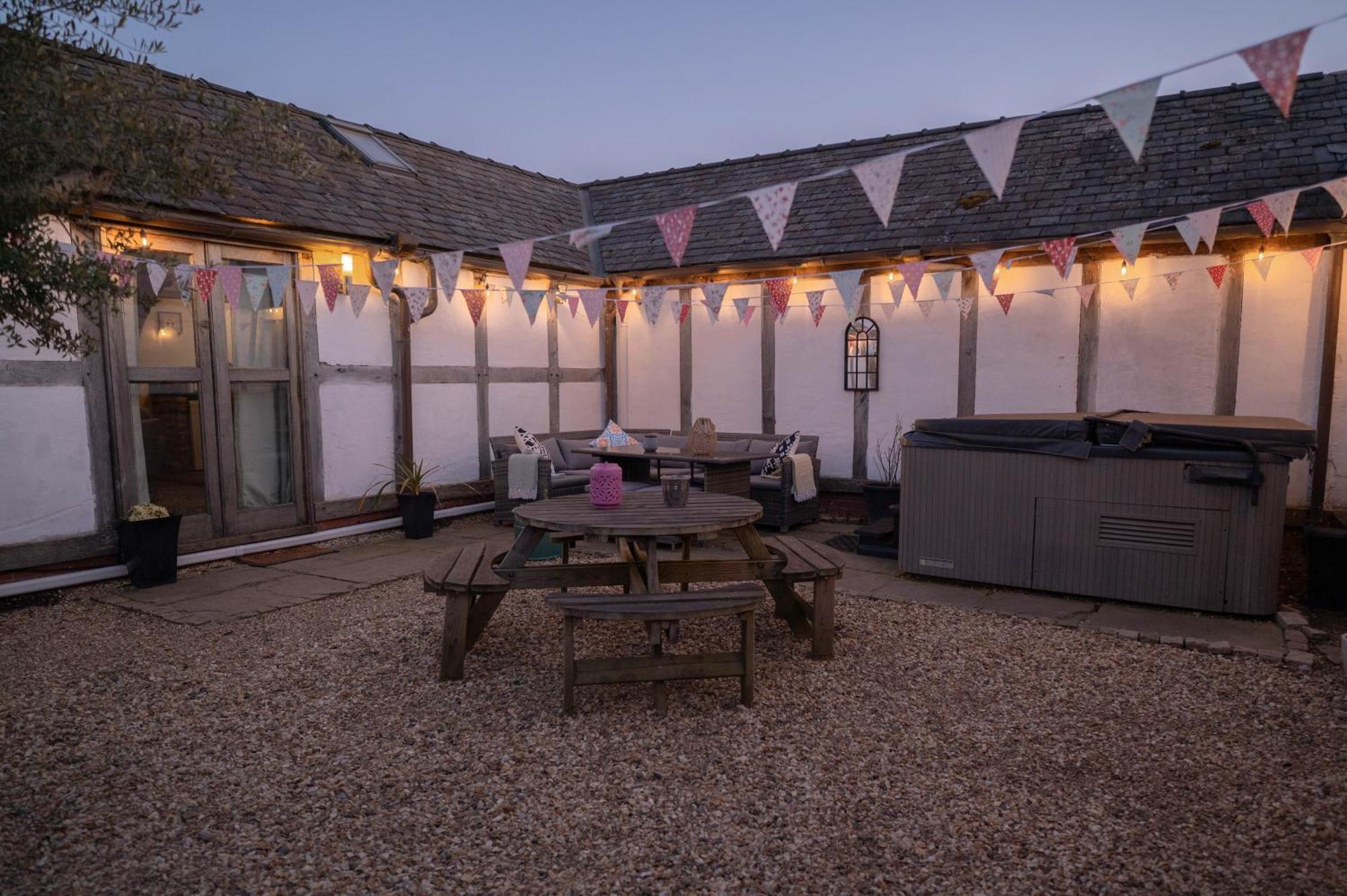 Barnacre - Eco-friendly Cosy *